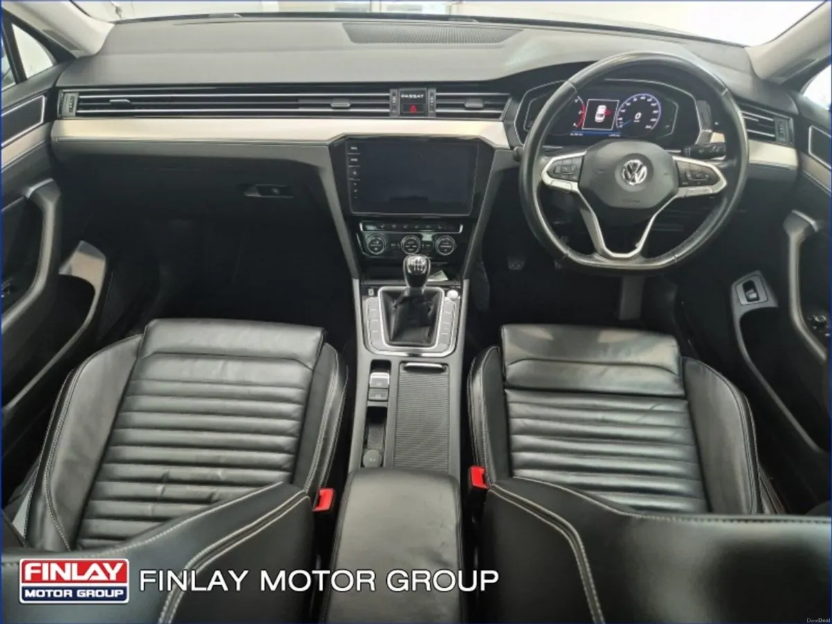 Volkswagen Passat 2.0 TDI 150HP Elegance - 1 year - Image 3
