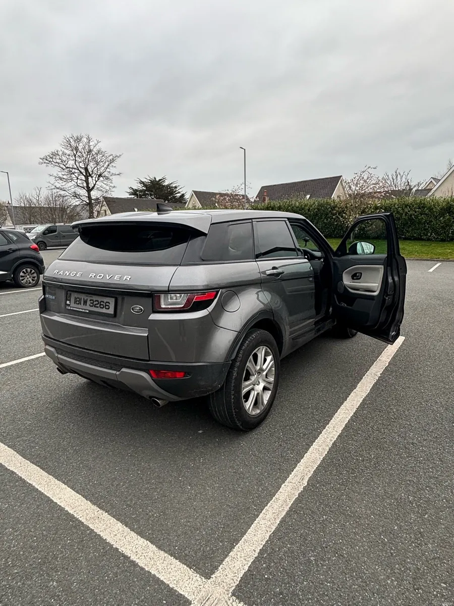 2018 Range Rover evoke - Image 3