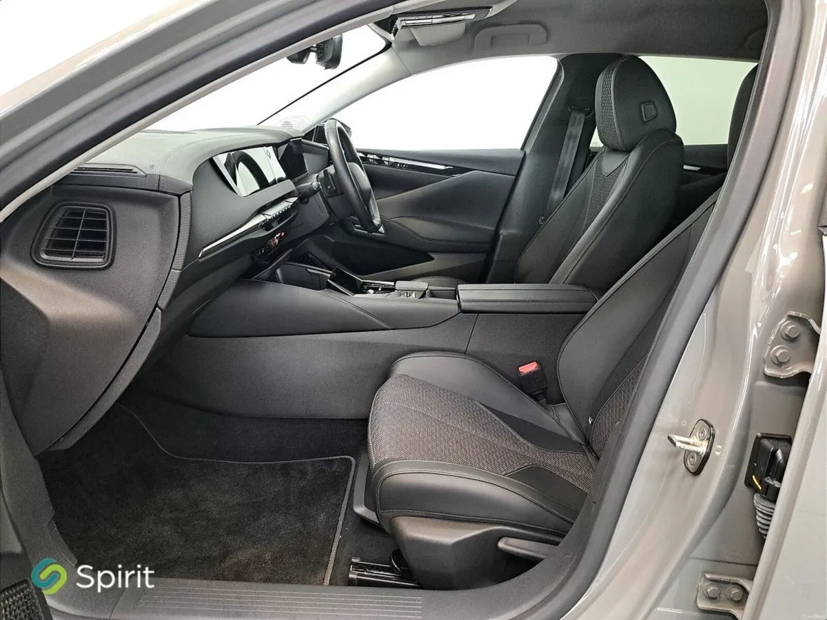 DS Automobiles DS 4 E-TENSE 225 Trocadero*Call And - Image 3