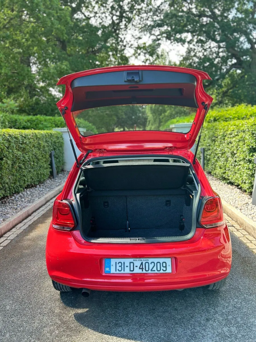 Volkswagen Polo automatic Spotless Car - Image 5