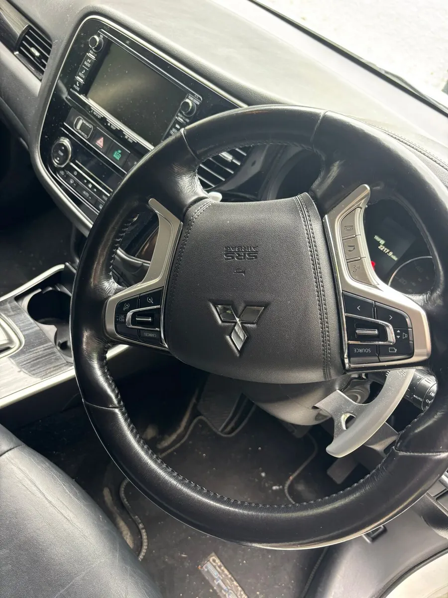 Mitsubishi outlander - Image 1