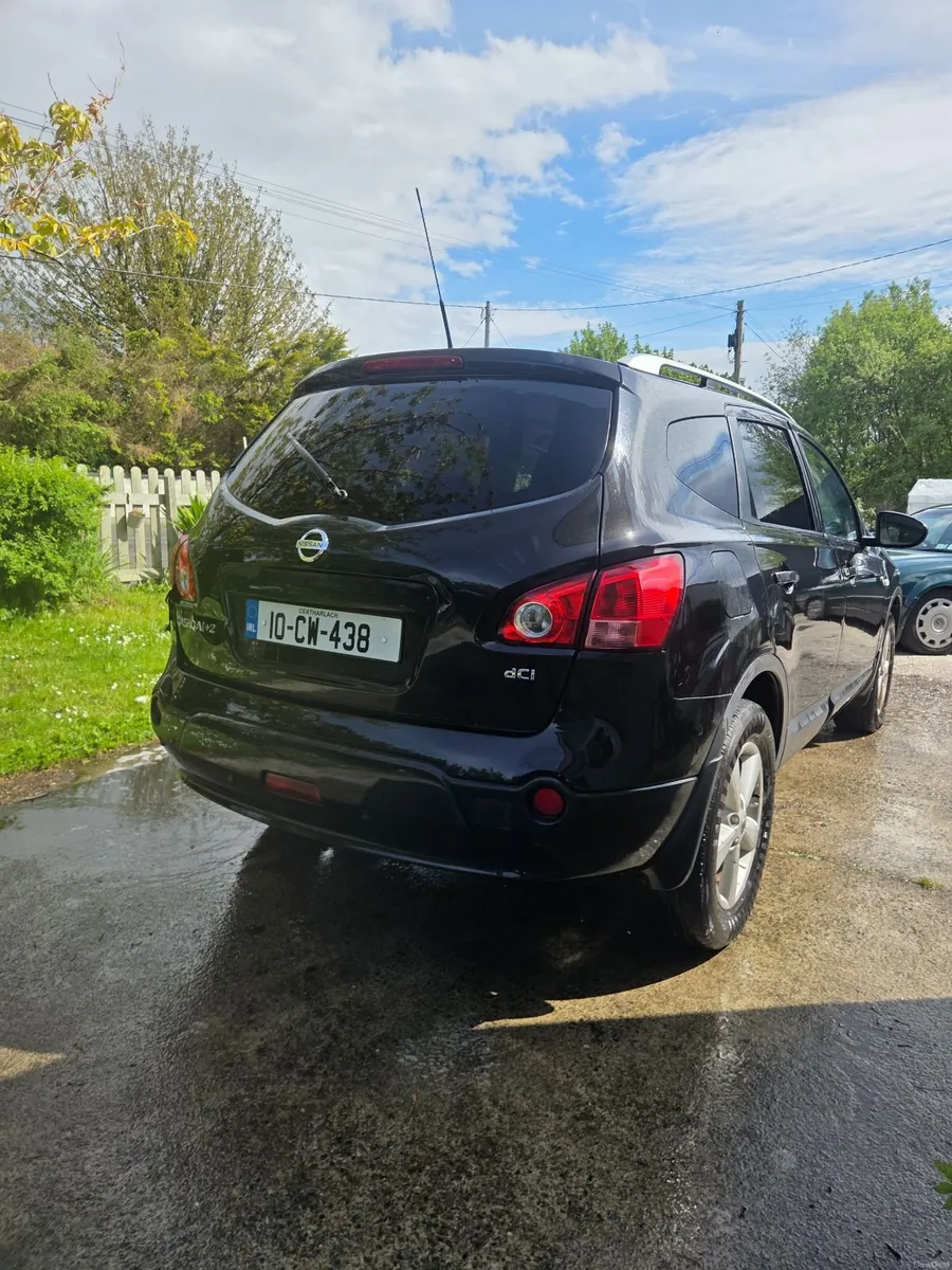 Nissan Qashqai+2 2010 - Image 1