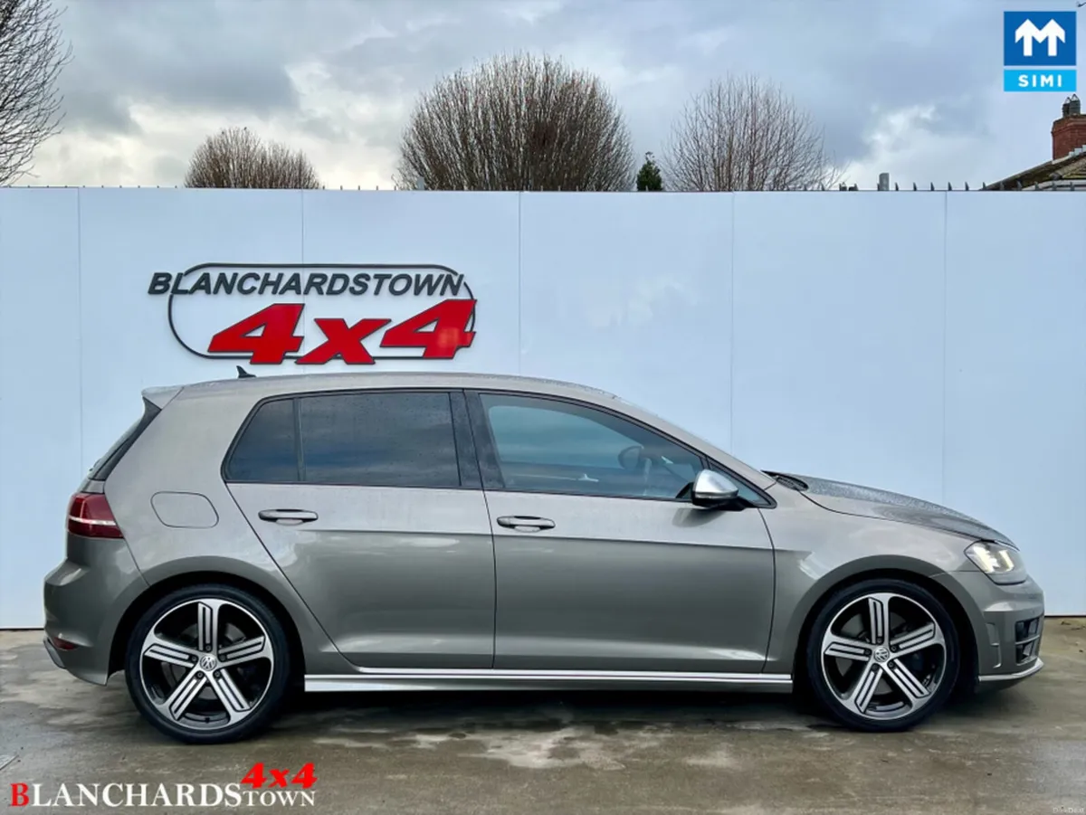 Volkswagen Golf 2.0 R 4MOTION 300BHP AUTO - Image 4