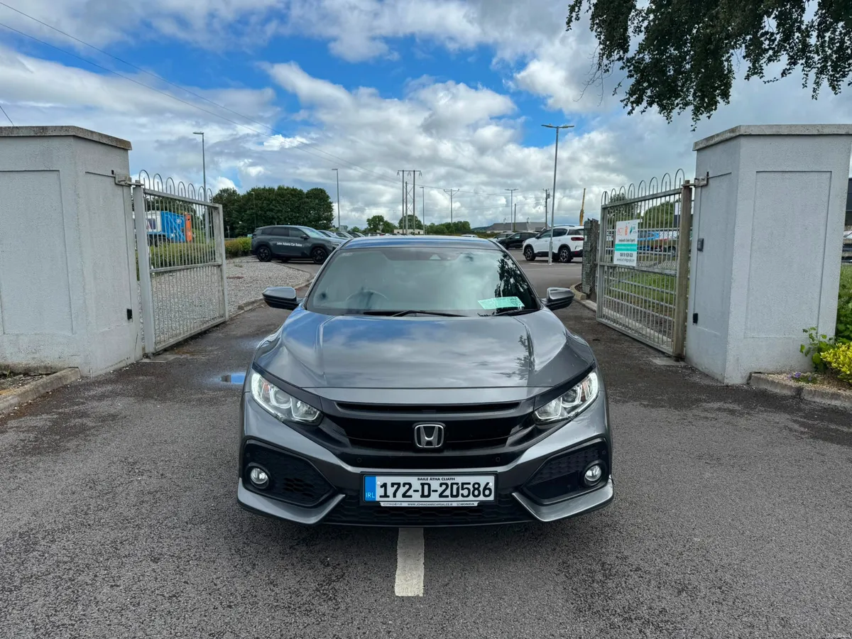 Honda Civic 2017 - Image 2