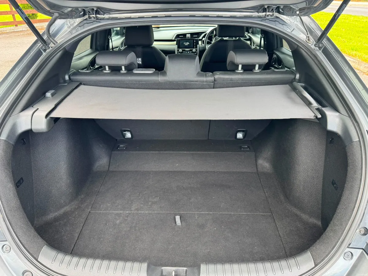 Honda Civic Smart Plus 2017 - Image 6