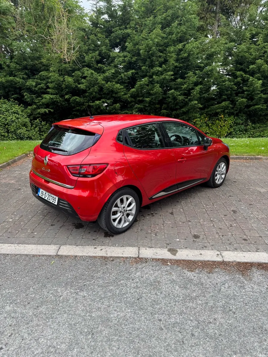 RENAULT CLIO IV DYNAMIQUE NAV TCE 90 M 4DR - Image 3