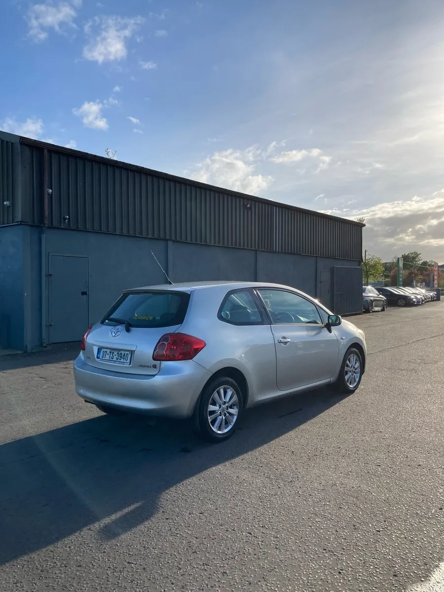Toyota Auris - Image 3