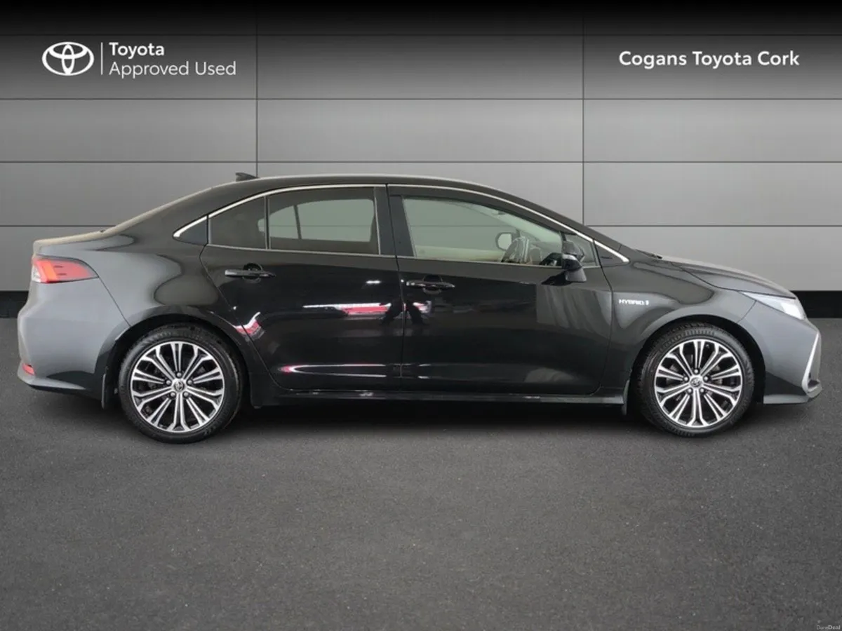 Toyota Corolla COROLLA HYB LUNA SPORT SA - Image 3
