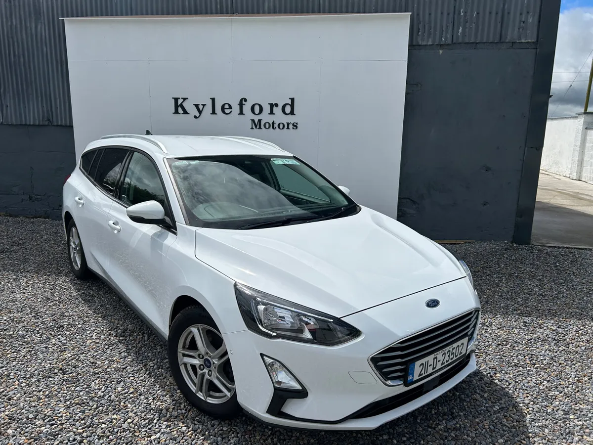 Ford Focus 2021 - Image 2