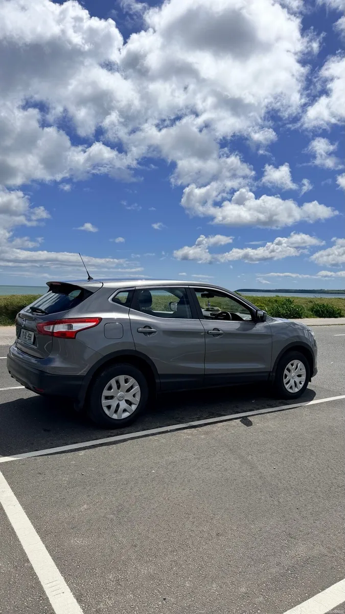 Car - Image 1