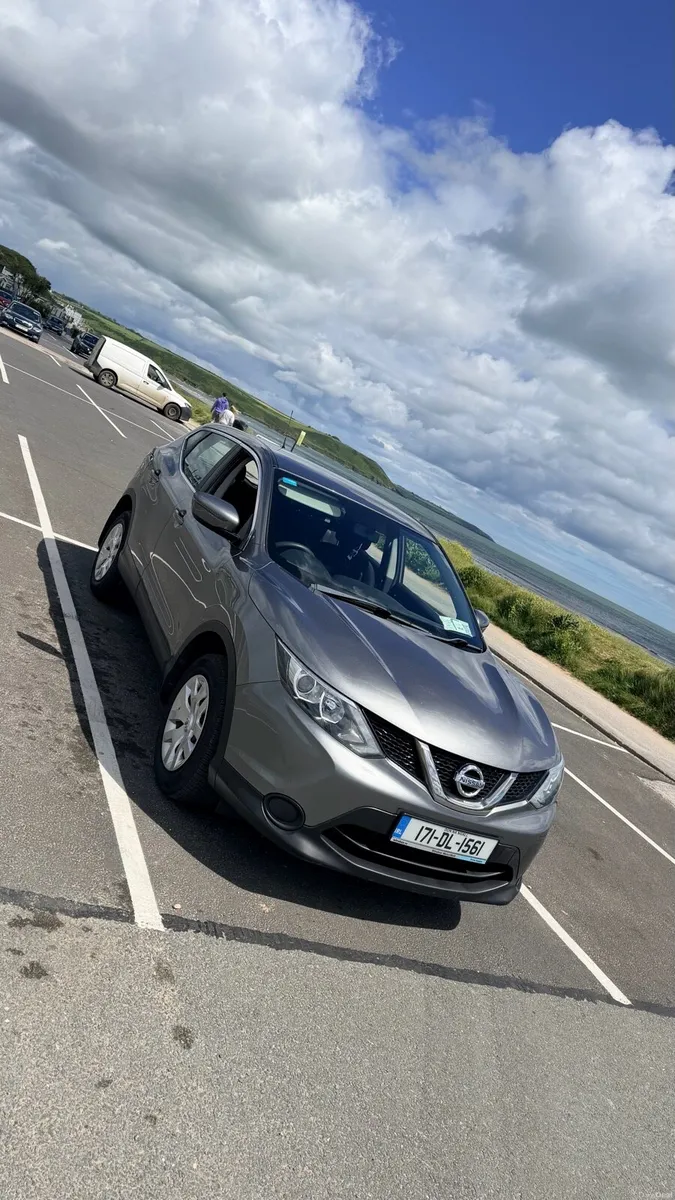 Car - Image 3