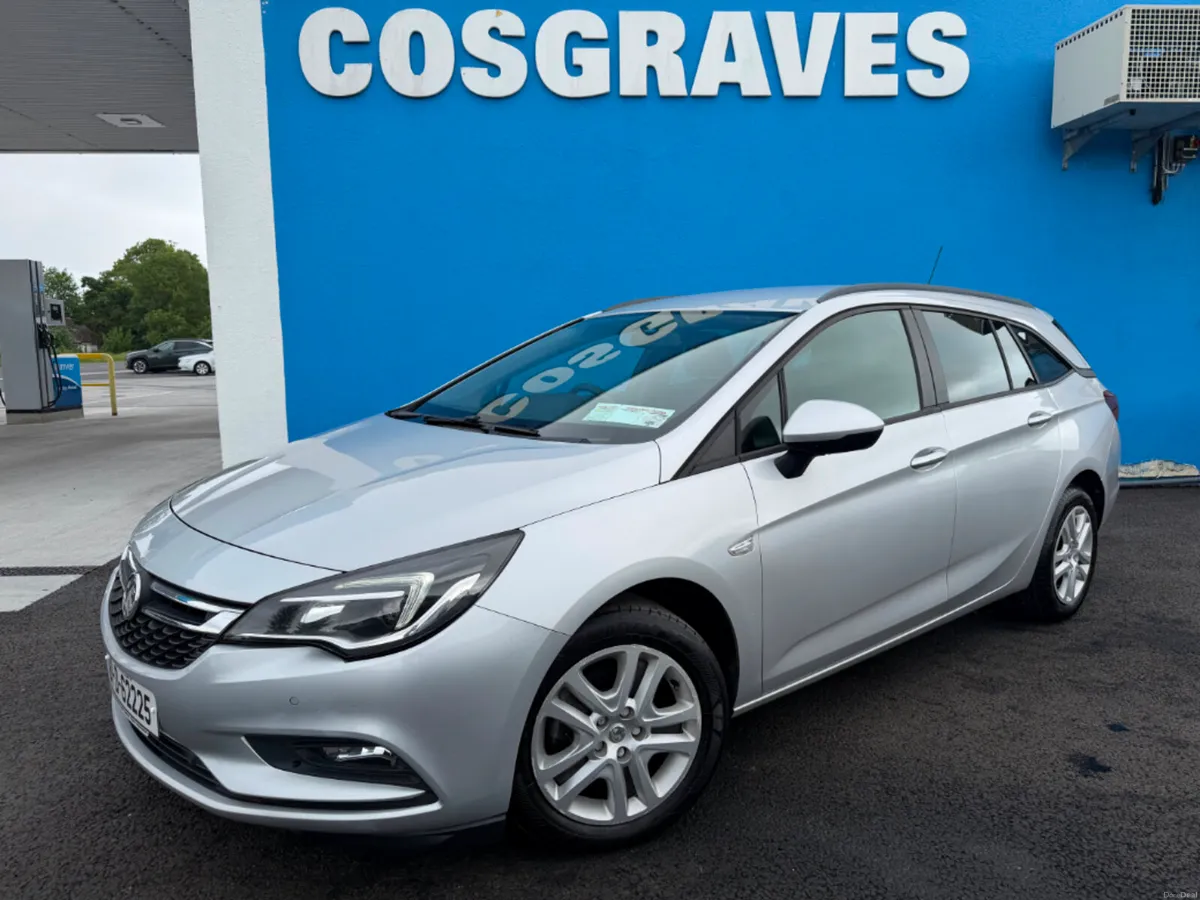 Vauxhall Astra ESTATE DESIGN 1.6 CDTI * APPLE CAR - Image 3