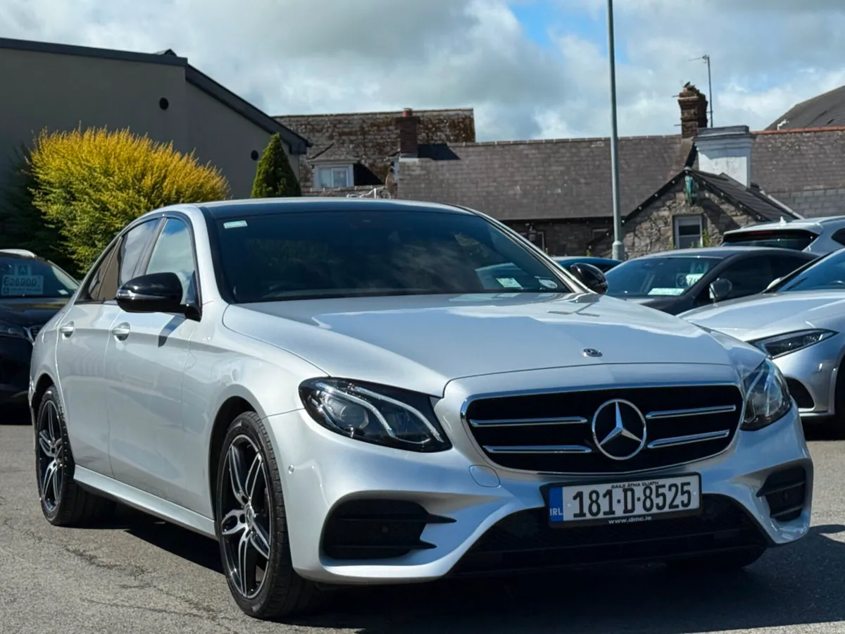 Mercedes-Benz E-Class E 220D AMG AUTO NIGHT PACK * - Image 3