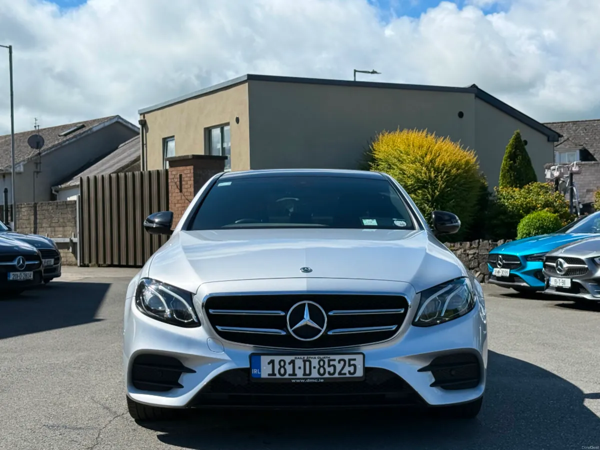 Mercedes-Benz E-Class E 220D AMG AUTO NIGHT PACK * - Image 2