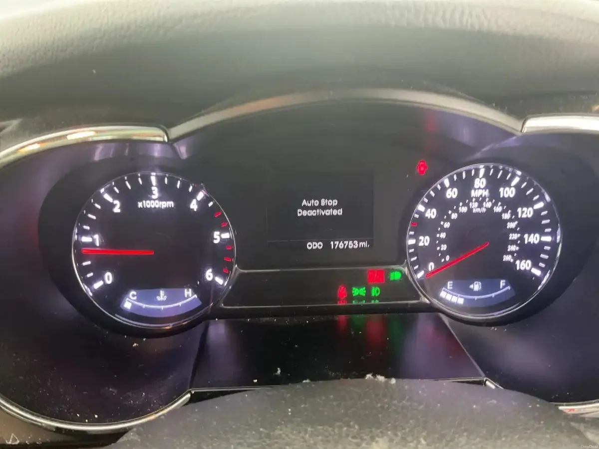Kia Optima 2012 - Image 5