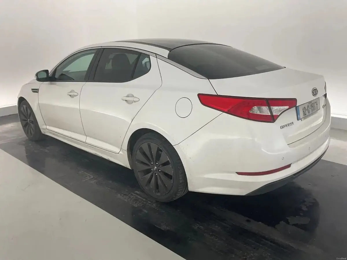 Kia Optima 2012 - Image 4