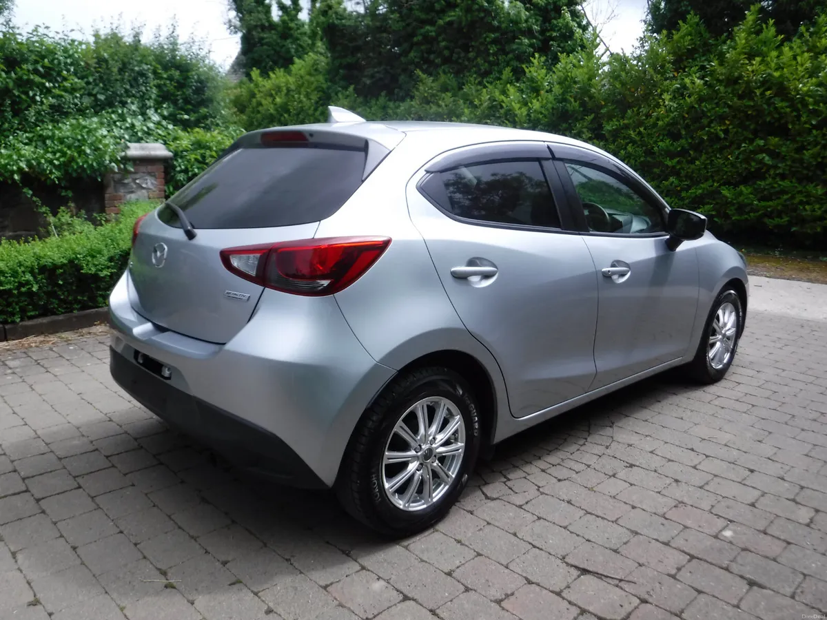 MAZDA DEMIO 1.3 AUTO ANDROID+CARPLAY - Image 3