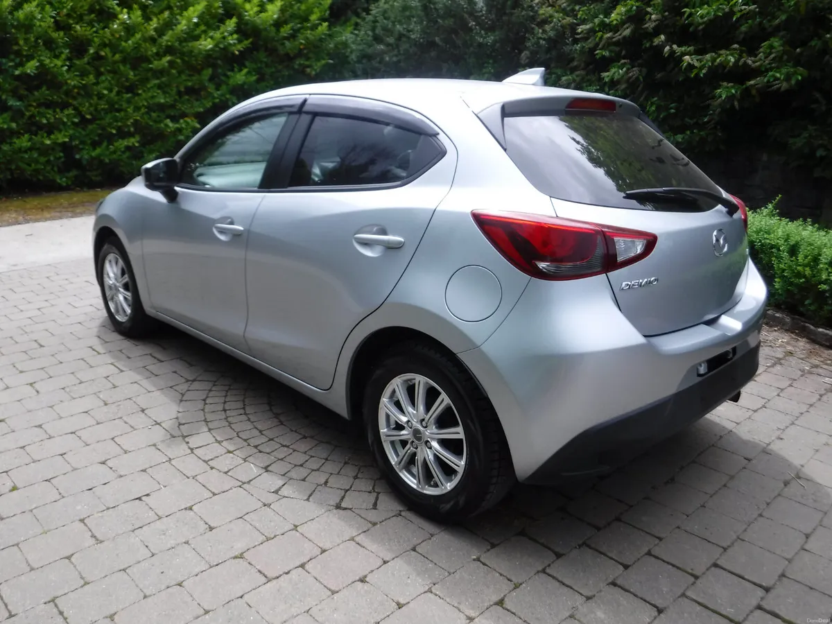 MAZDA DEMIO 1.3 AUTO ANDROID+CARPLAY - Image 4