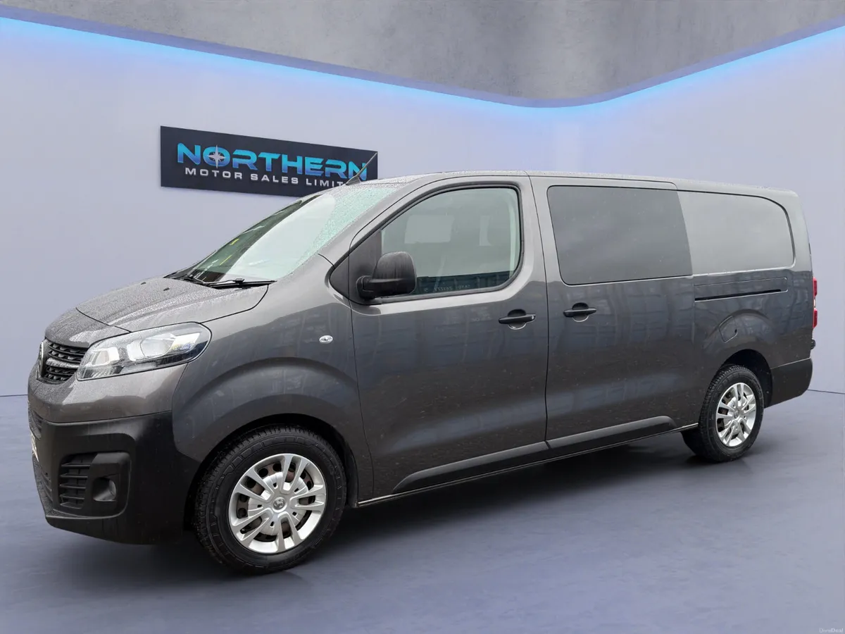 2022 Vauxhall Vivaro Crew Van - Image 3