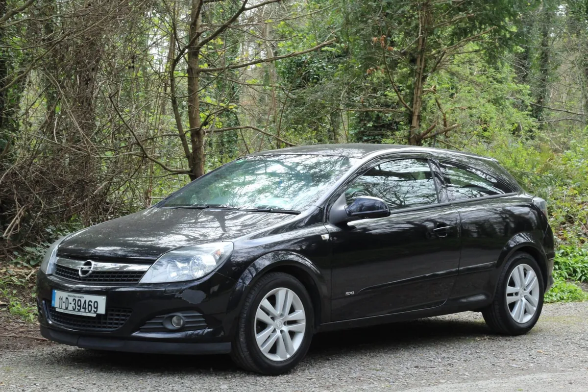 Opel Astra 1.4L - Image 1