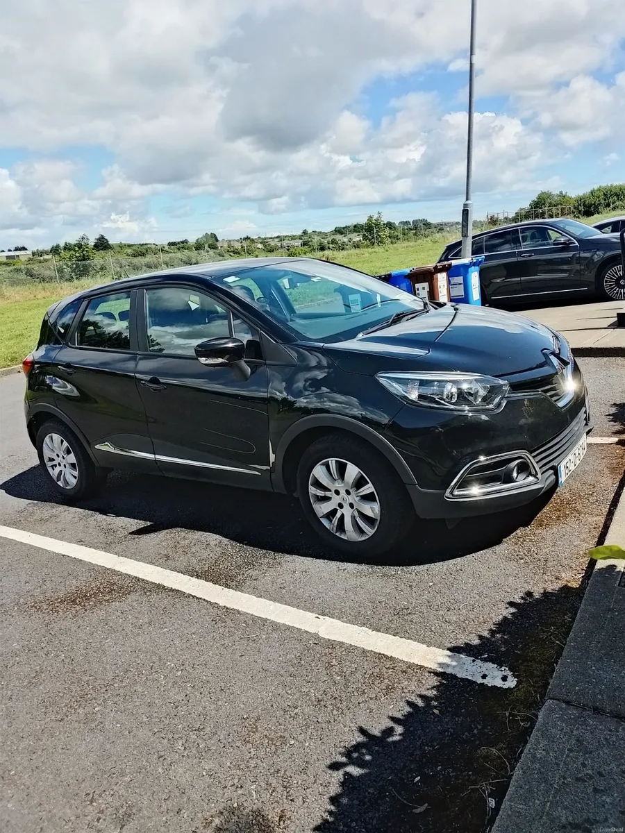 Renault Captur dci low miles - Image 1
