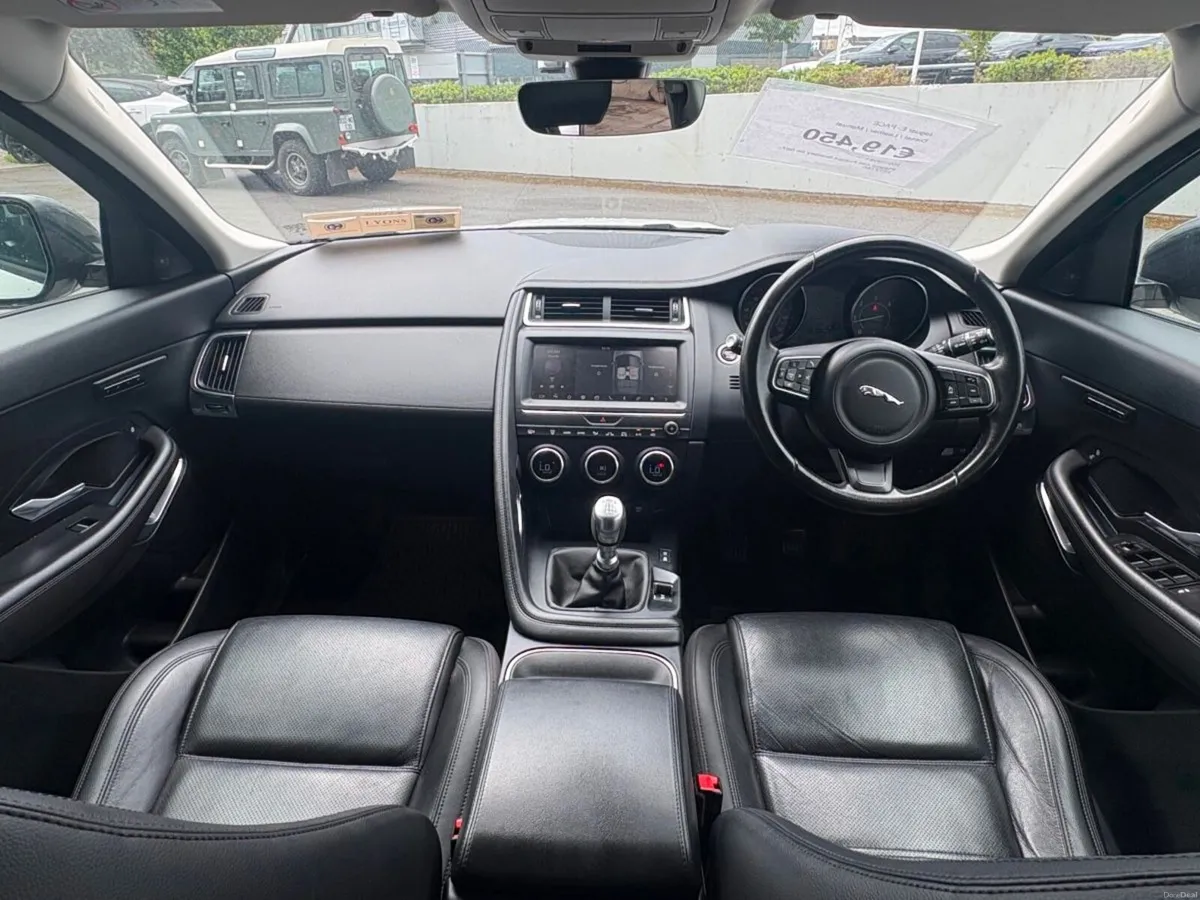 Jaguar E-Pace Diesel / Leather / Manual - Image 3