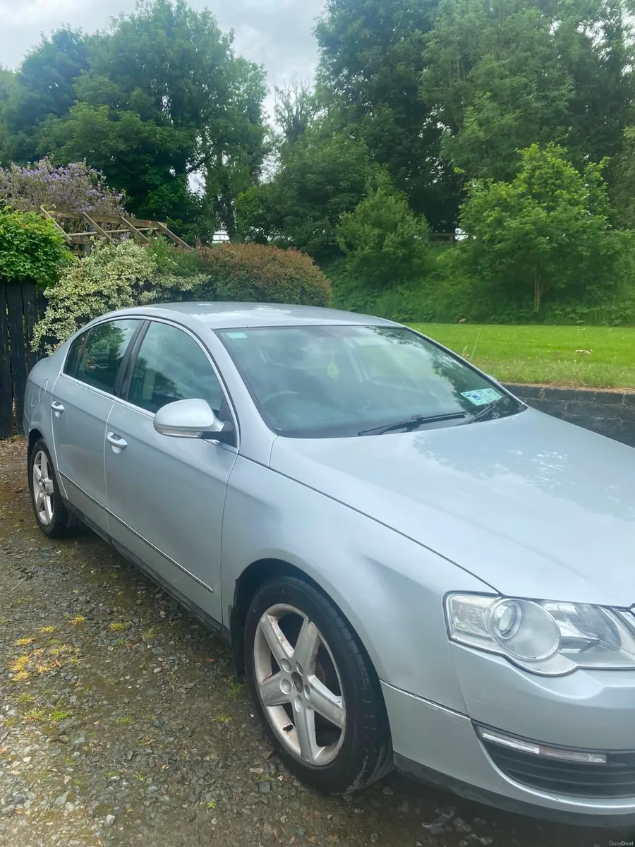Volkswagen Passat Automatic - Image 4