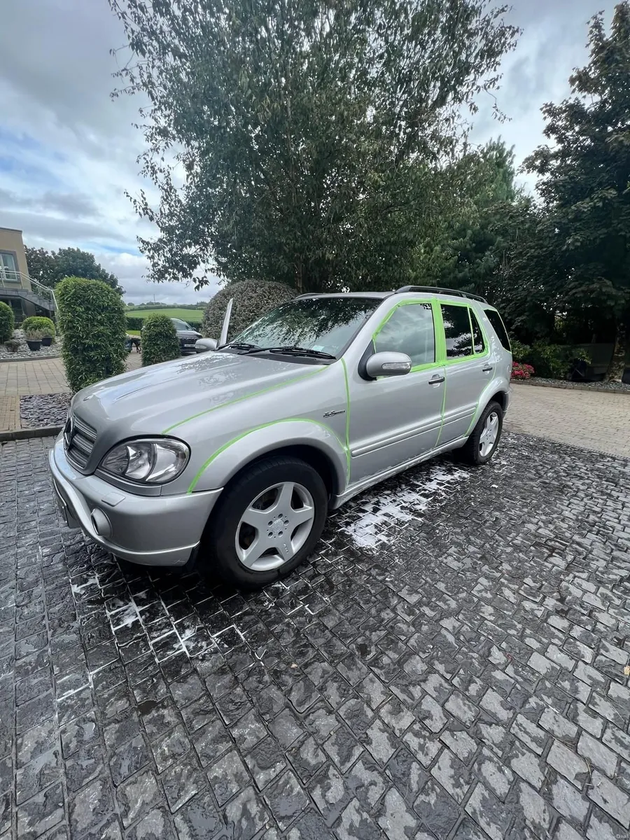 Mercedes ML55 AMG V8 2002 - Image 1