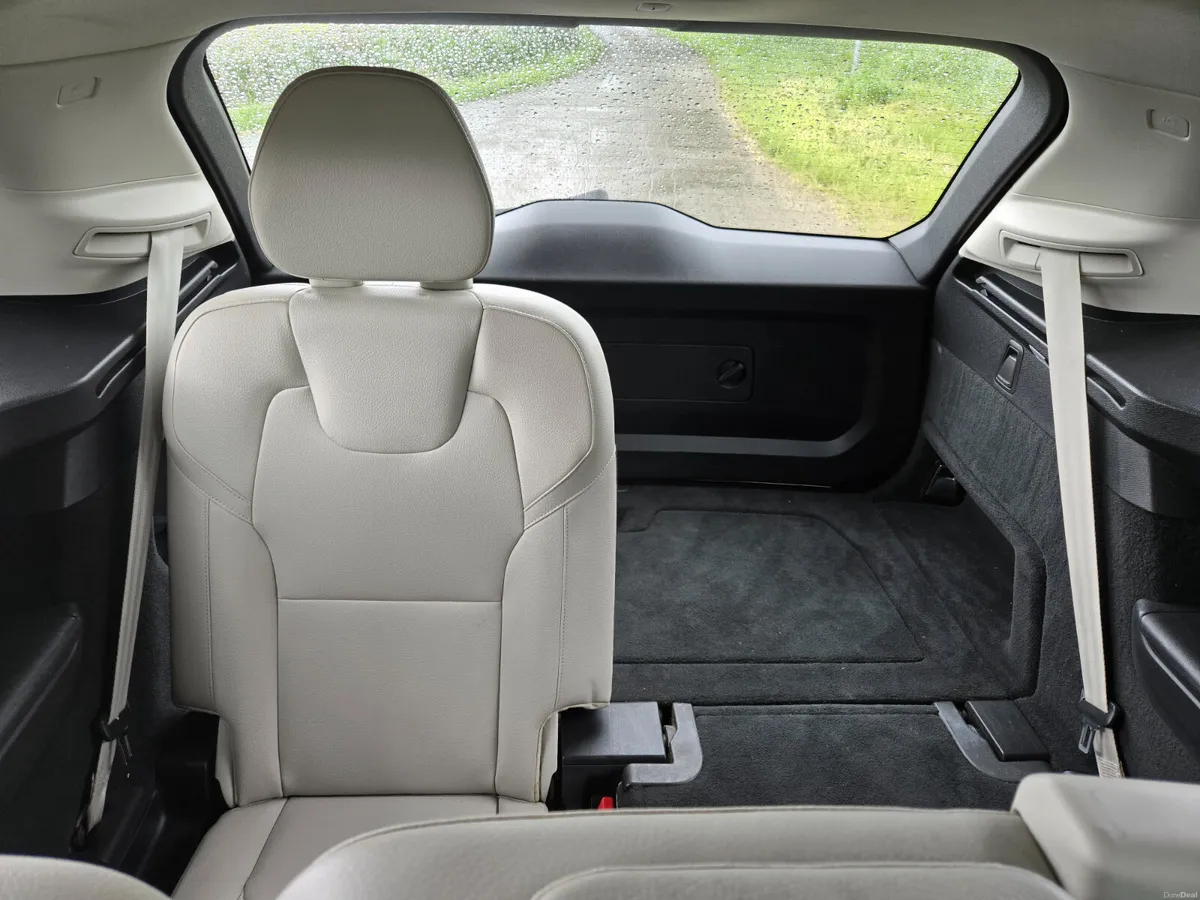 Volvo XC90 2018 Momentum - Image 4