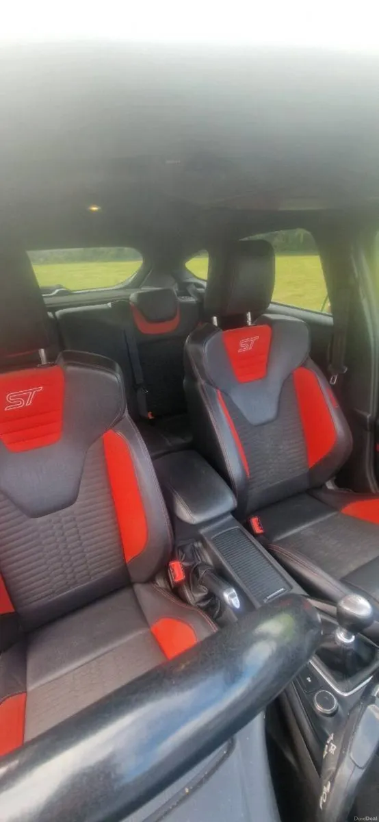 2017 Ford Focus ST ***Price Drop*** - Image 5
