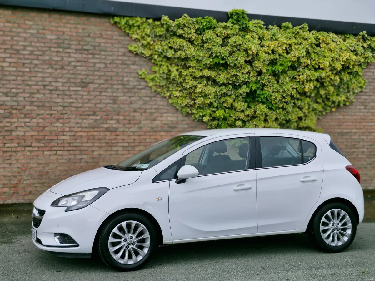 Opel Corsa CORSA 1.4  HIGH SPEC FINANCE AVAILABLE - Image 3