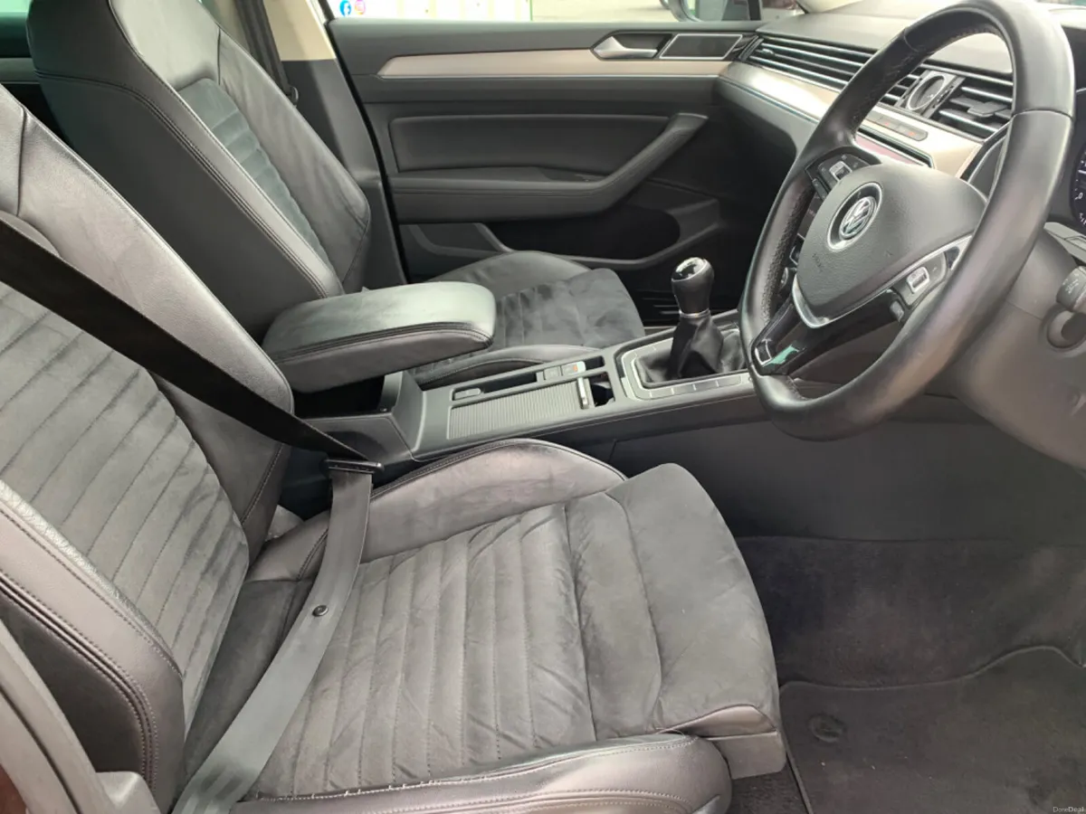 Volkswagen Passat 2017 high line - Image 4