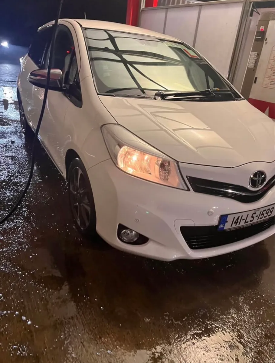 Car - Image 2