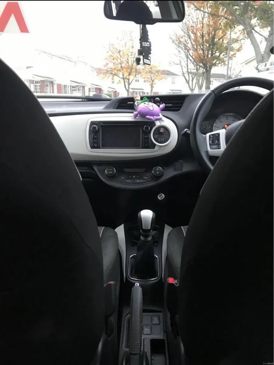 Car - Image 3