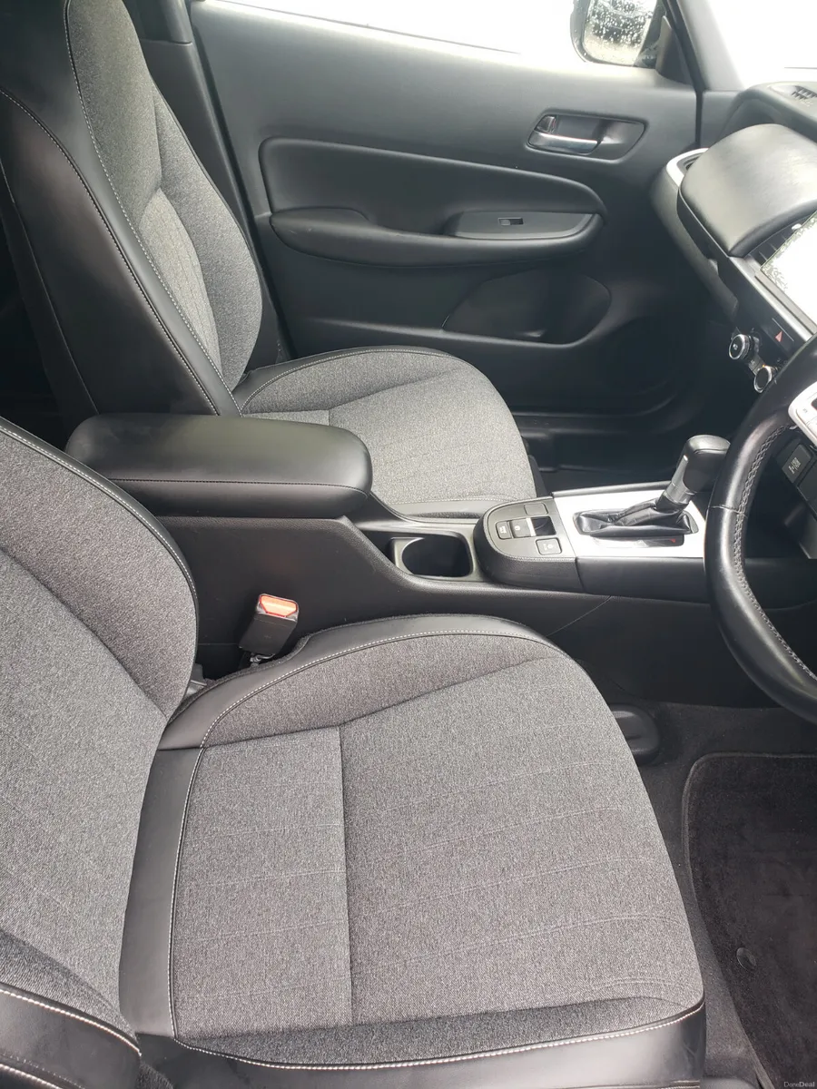 Honda Fit 2023 - Image 5