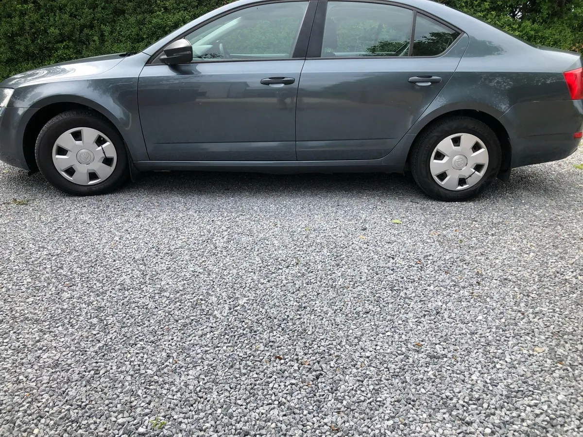 Skoda Octavia Diesel - Image 2