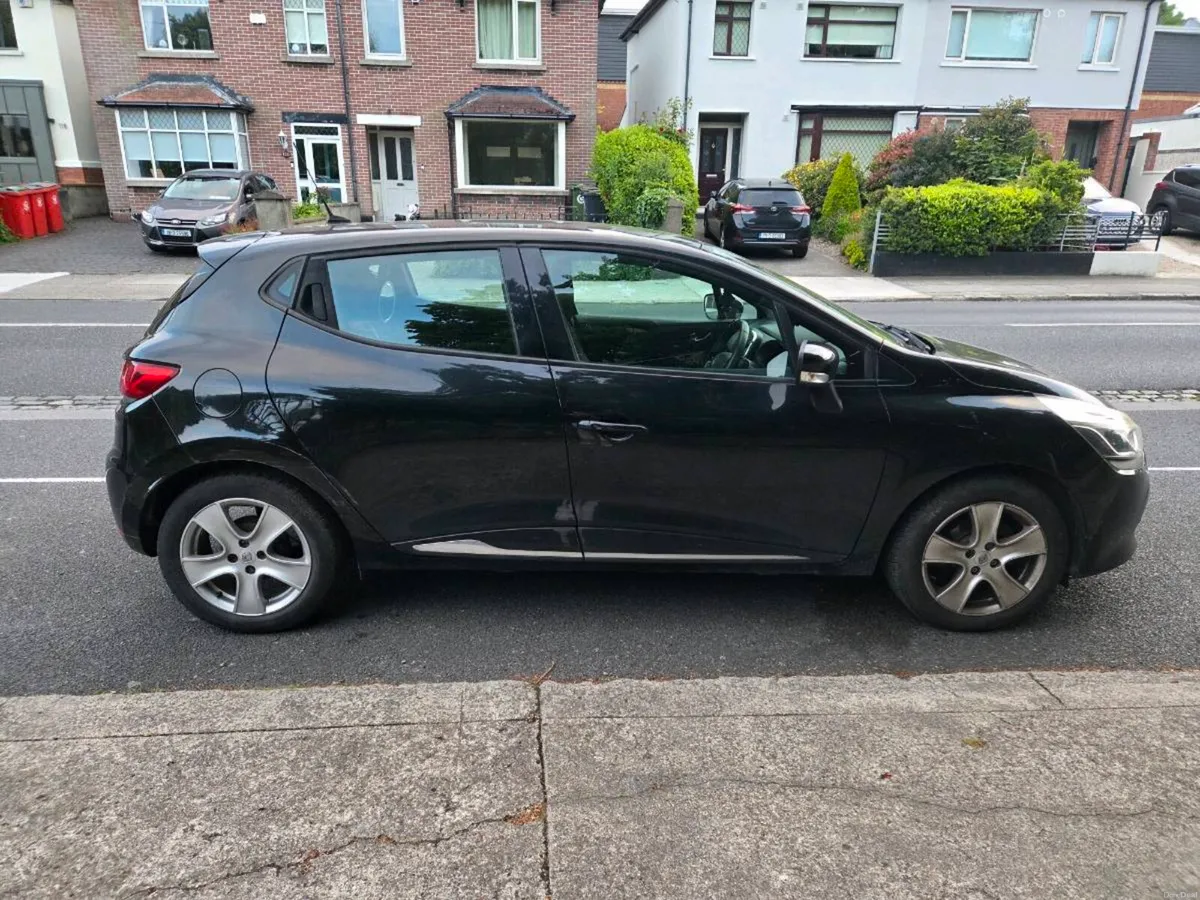 2014 Renault Clio 1.5 dCi Dynamique – 54,000kms - Image 3