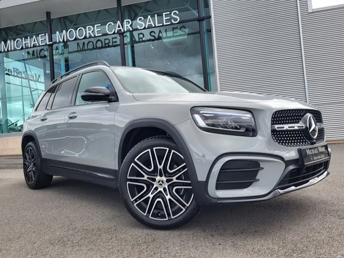 Mercedes-Benz GLB GLB200d AMG LinE PLUS AUTO *(7 S - Image 1