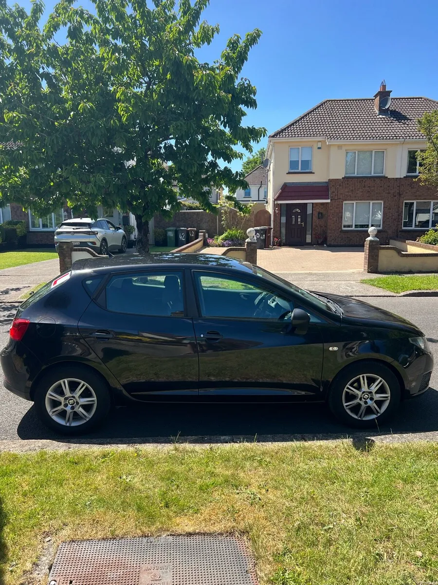 Seat Ibiza black 2010 1.2 New NCT with CarPlay - Image 4