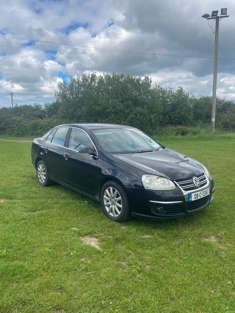 Volkswagen Jetta TSI 1.6L - Image 3