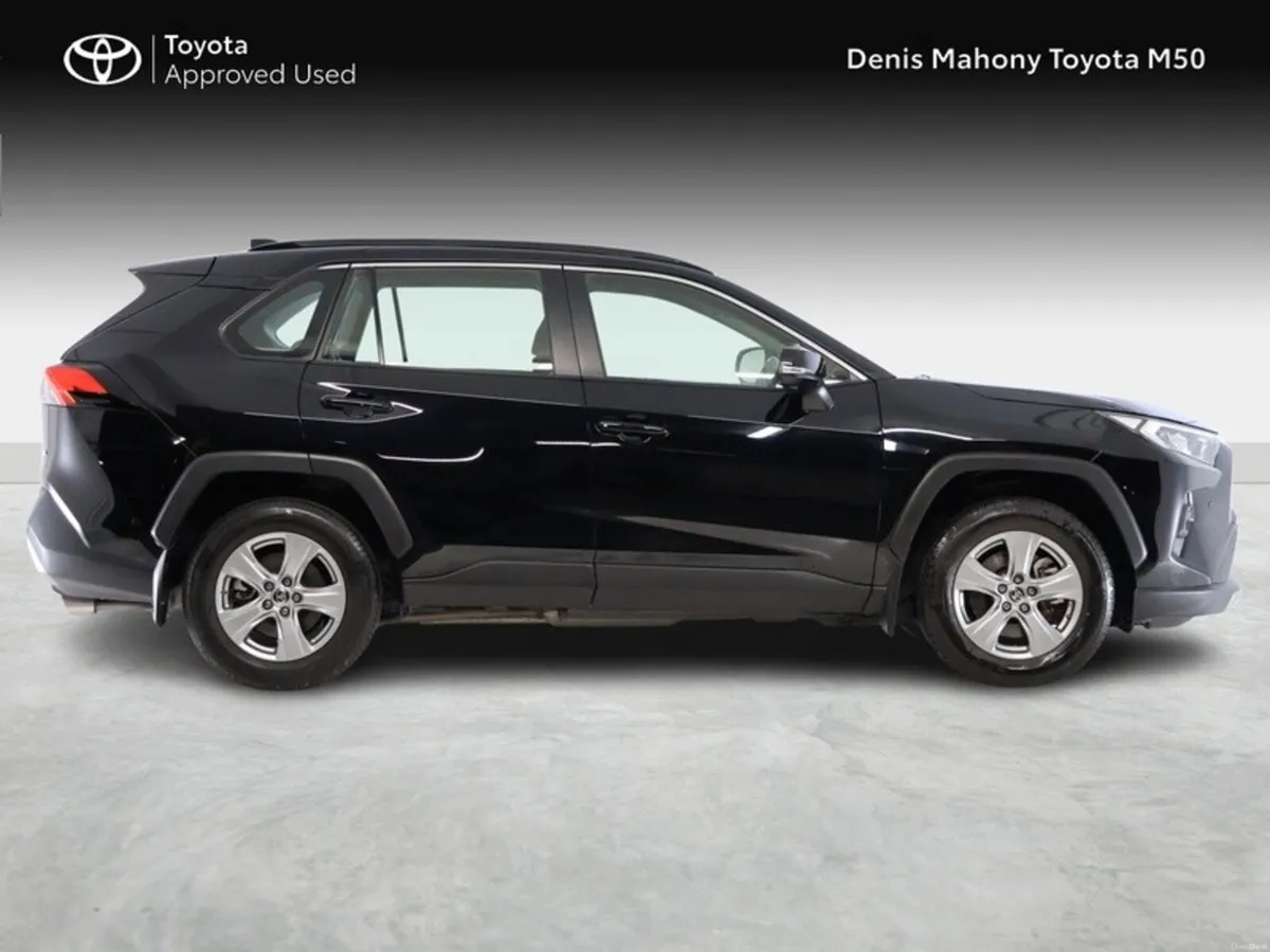 Toyota RAV4 Luna Hybrid - Image 3