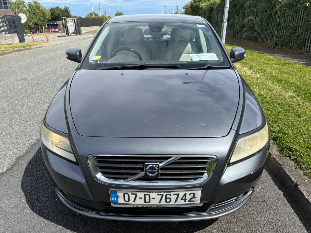 Volvo S40 Tax and tested - Image 2