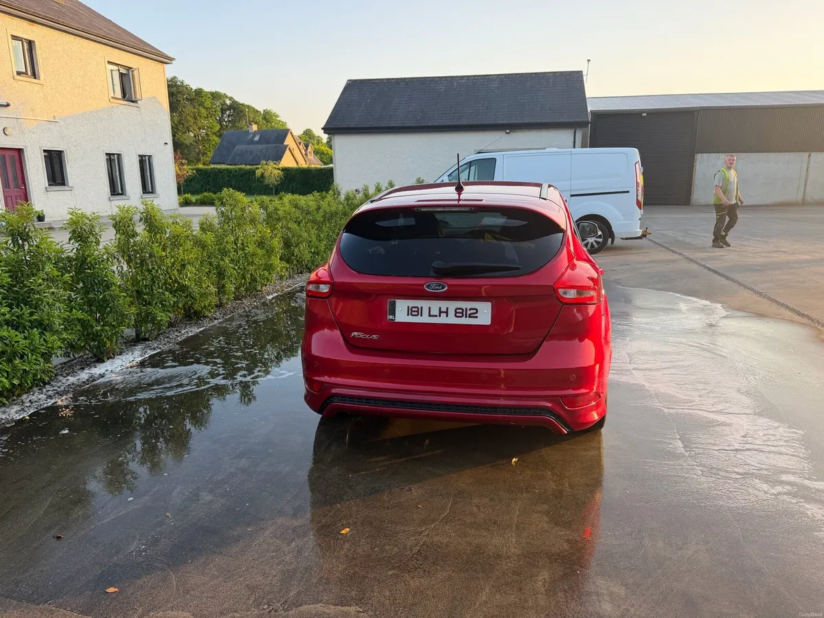 Ford Focus - Image 4