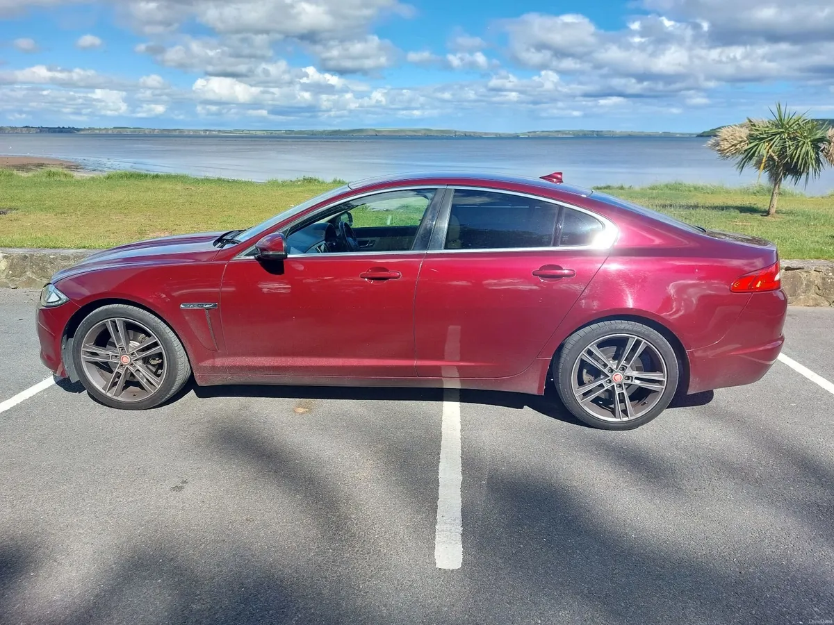 Jaguar XF 2015 - Image 4