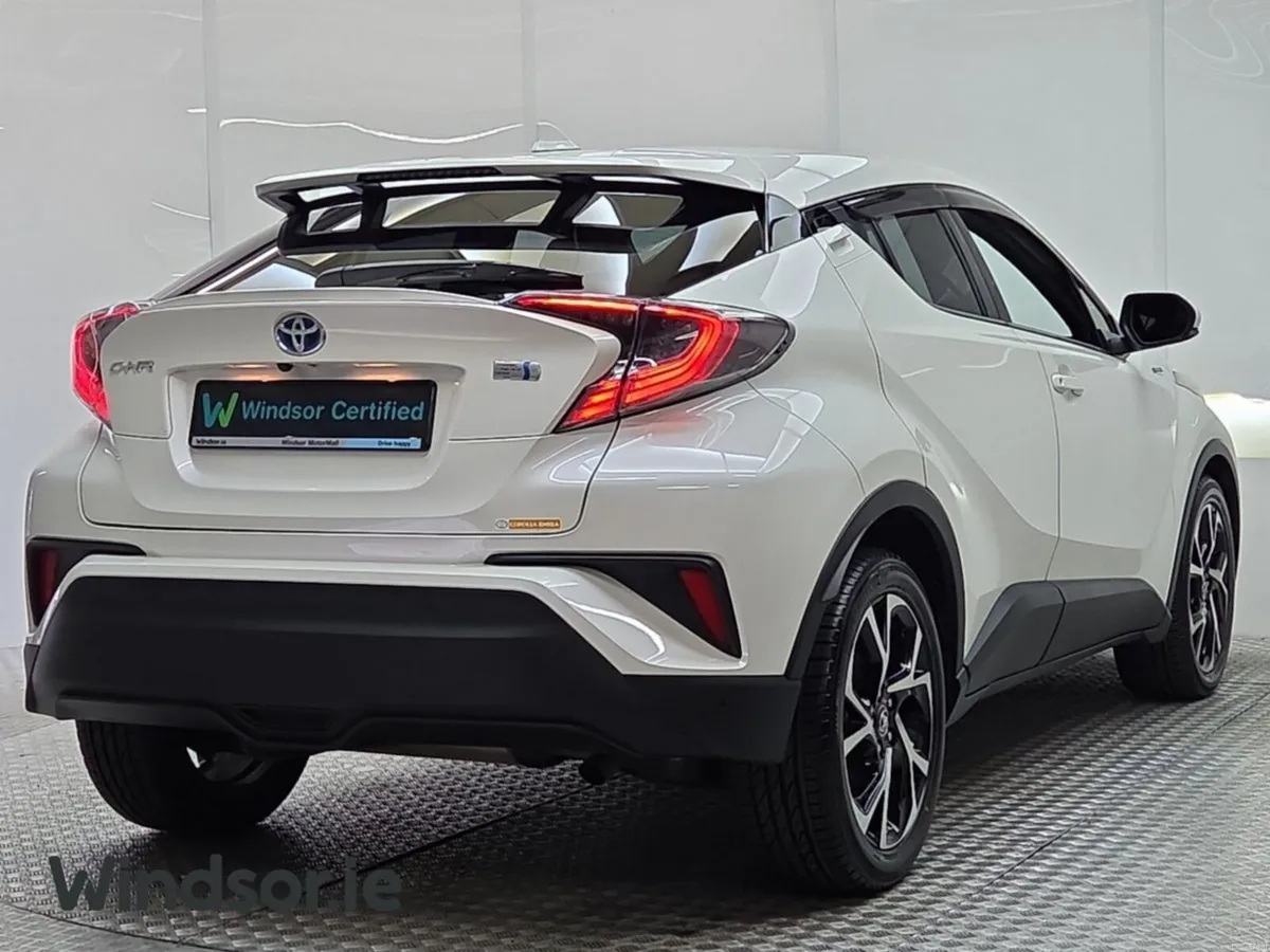 Toyota C-HR G 1.8 Hybrid *Top spec* - Image 3