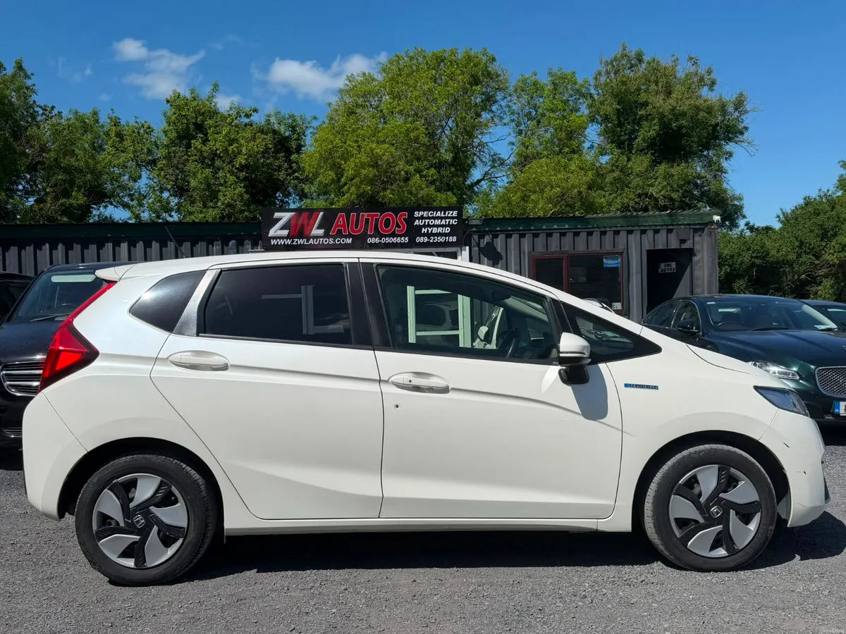 14 HONDA FIT HALF LEATHER - Image 5