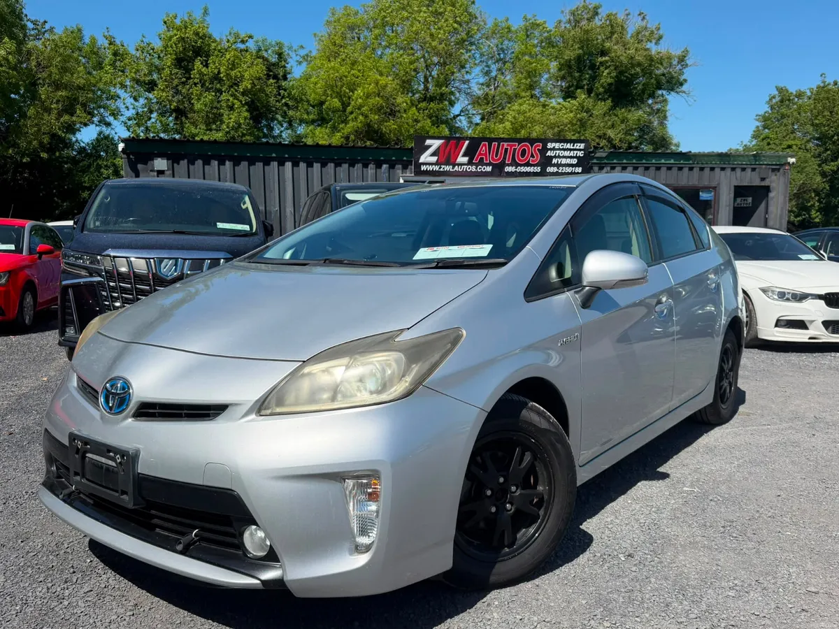 12 TOYOTA PRIUS 1.8 HYBRID - Image 1