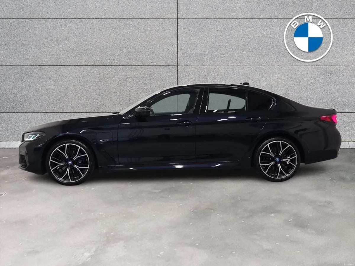 BMW 5-Series 530e M Sport - Image 4