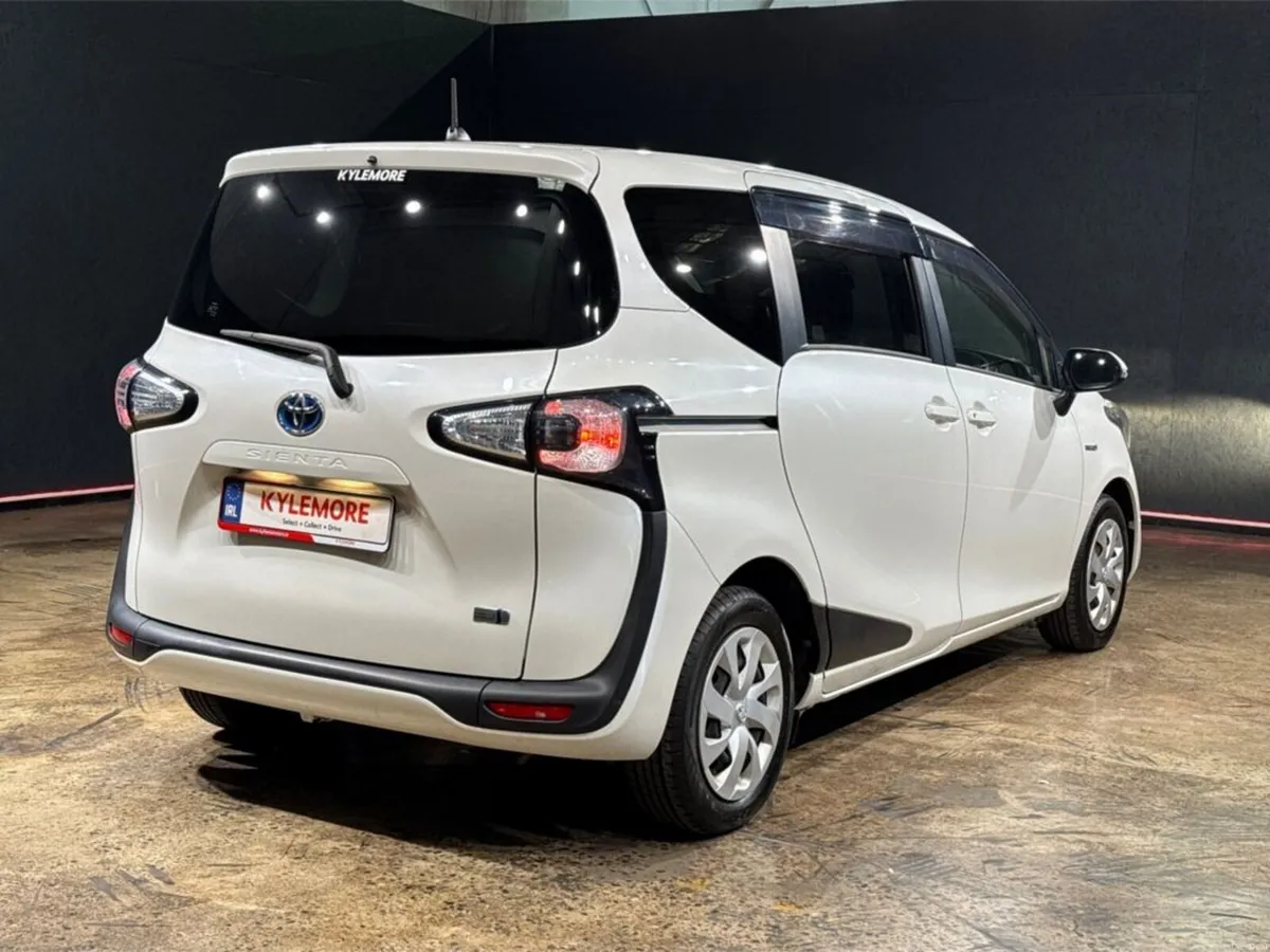Toyota Sienta 1.5 HYBRID 7 SEATER - TOYOTA SAFETY - Image 4