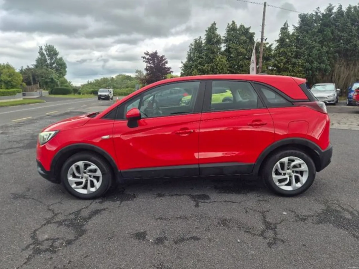 Opel Crossland X SC 1.2 Petrol MPV - Image 4